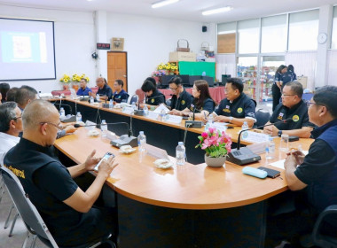 ลงพื้นที่ตรวจเยี่ยมติดตามผลการดำเนินงานการรวบรวมผลไม้ของสหกรณ์การเกษตรเพื่อการตลาดลูกค้า ธกส. นครศรีธรรมราช จำกัด โดยมี นายสมโชค จันทร์ใหม่ ประธานกรรมการ นายครรชิต พานชาตรี ผู้จัดการสหกรณ์ และเจ้าหน้าที่สหกรณ์ ให้การต้อนรับ ณ สหกรณ์การเกษตรเพื่อการตลาดลู ... พารามิเตอร์รูปภาพ 24